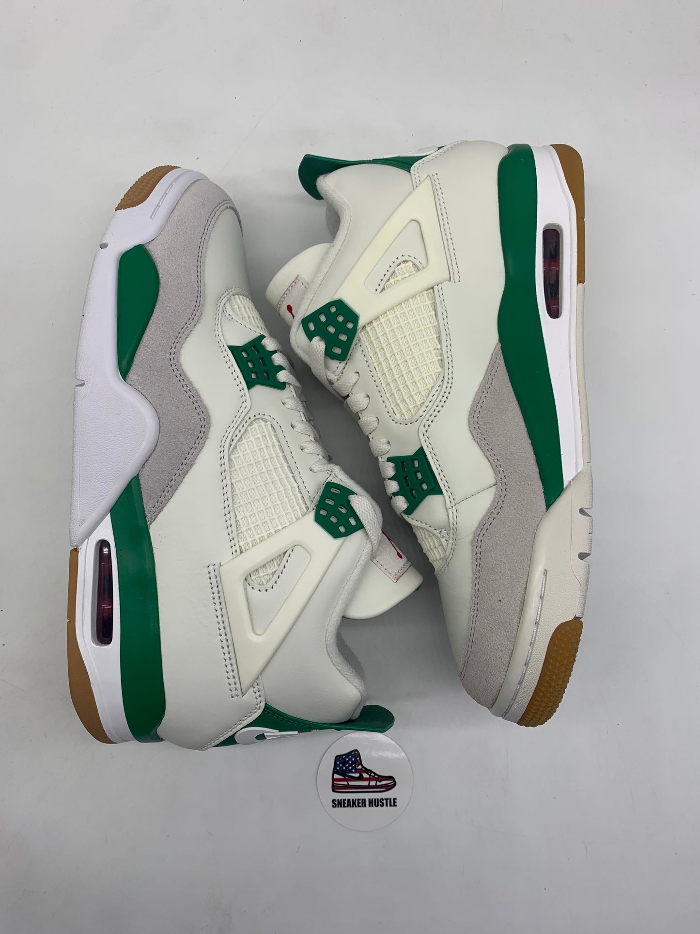 Jordan 4 Retro SB Pine Green