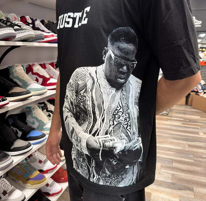HUSTLE "BIGGIE" TEE