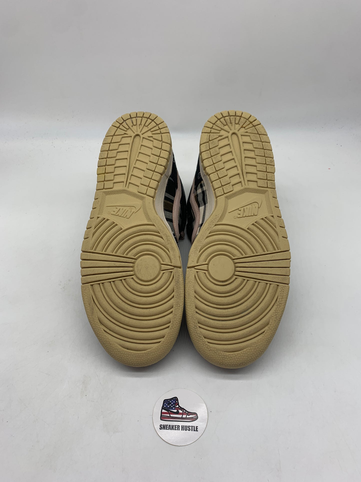 Nike SB Dunk Low Travis Scott (Special Box)