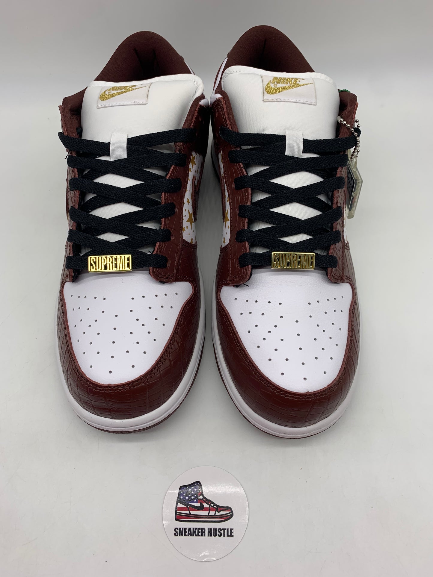 Nike SB Dunk Low Supreme Stars Barkroot Brown (2021)