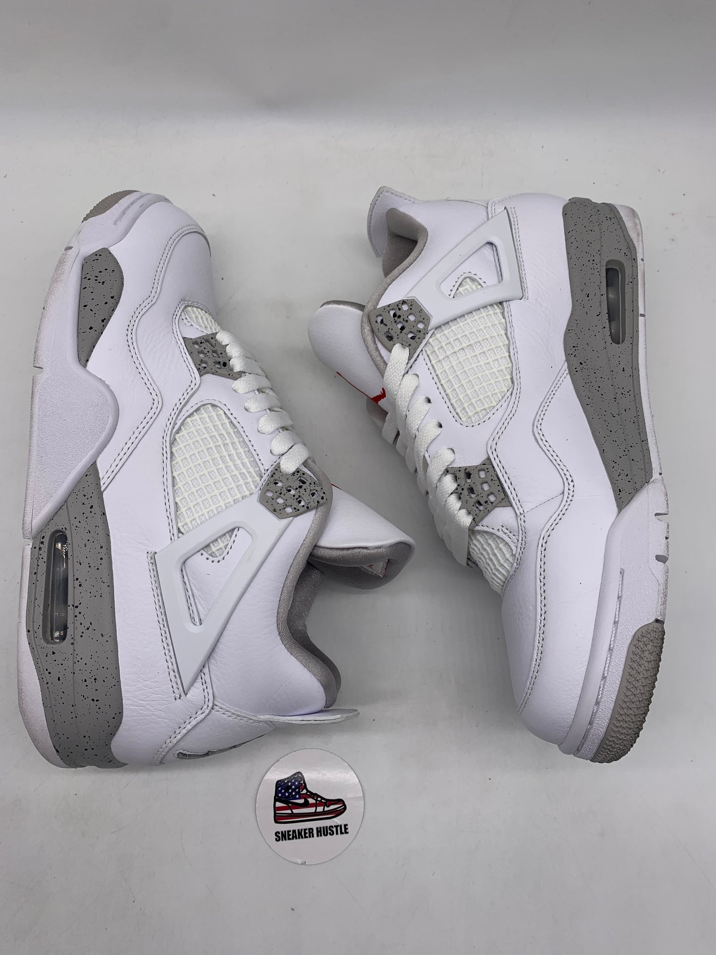 Jordan 4 Retro White Oreo (2021)