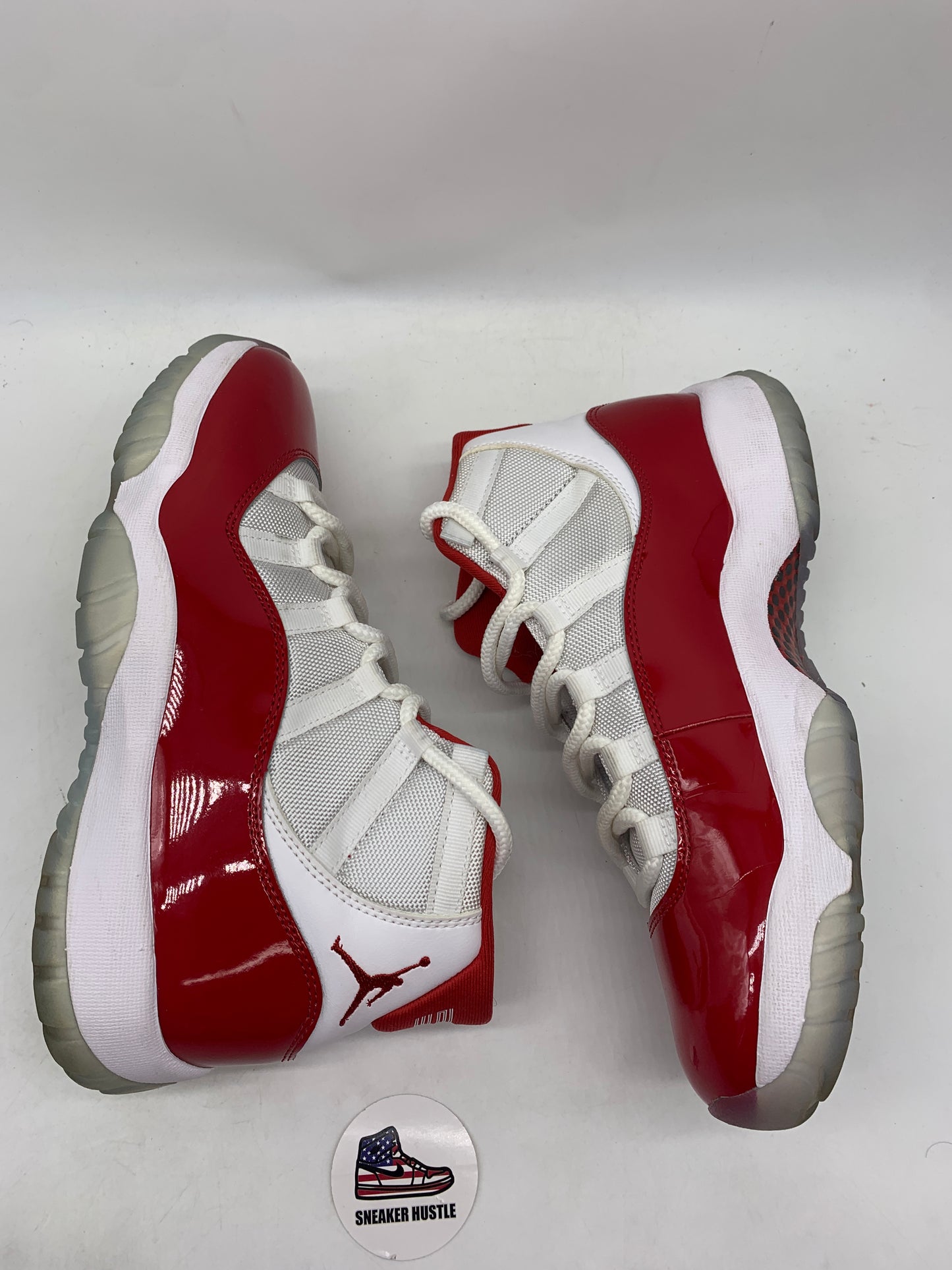 Jordan 11 Retro Cherry (2022)