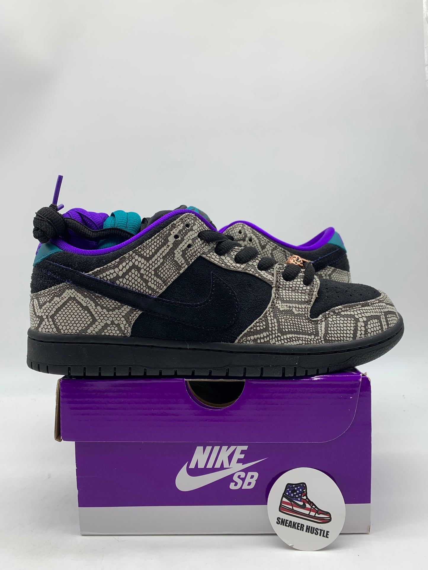 Nike SB Dunk Low Dashawn Jordan Copperhead