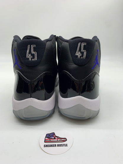 Jordan 11 Retro Space Jam (2016)