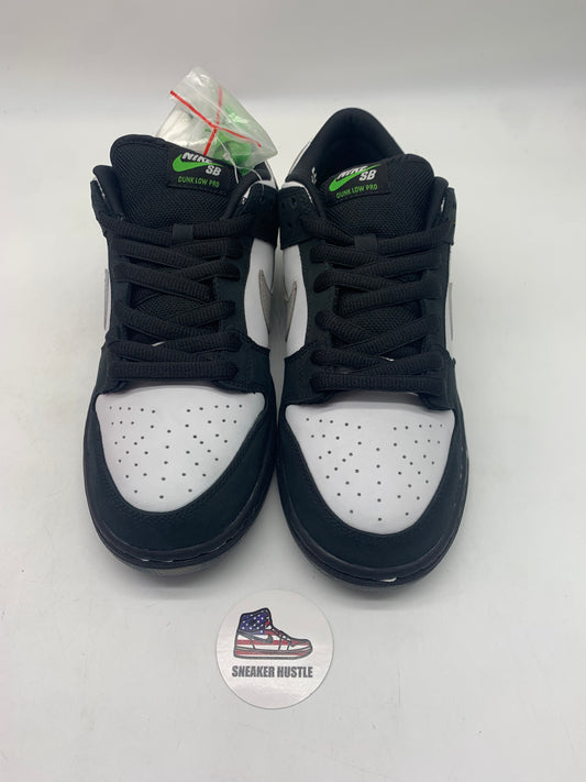 Nike SB Dunk Low Staple Panda Pigeon