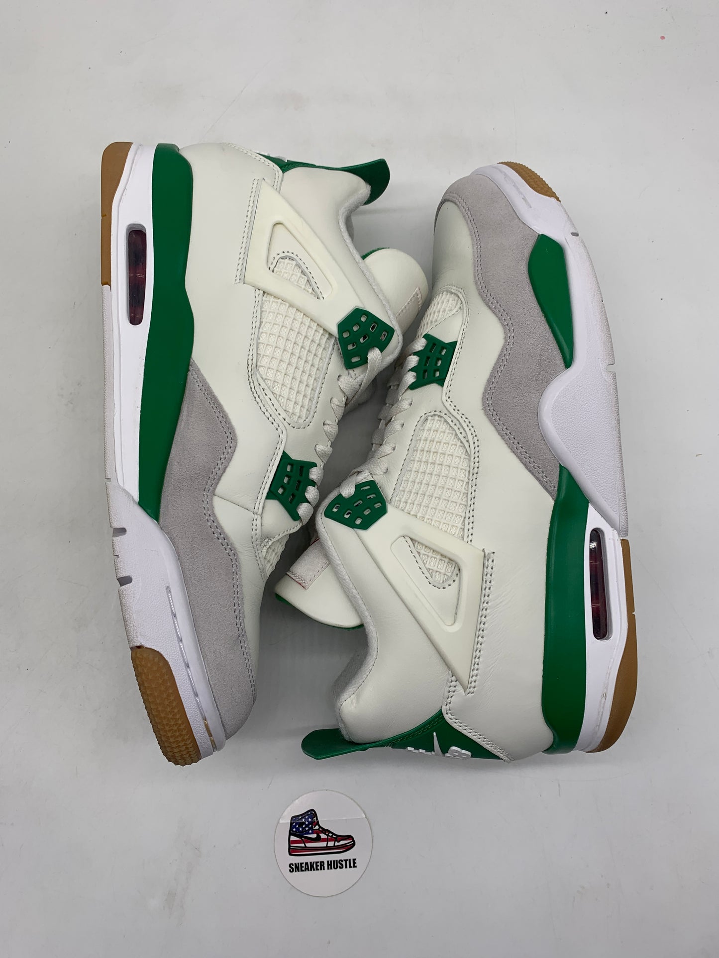 Jordan 4 Retro SB Pine Green