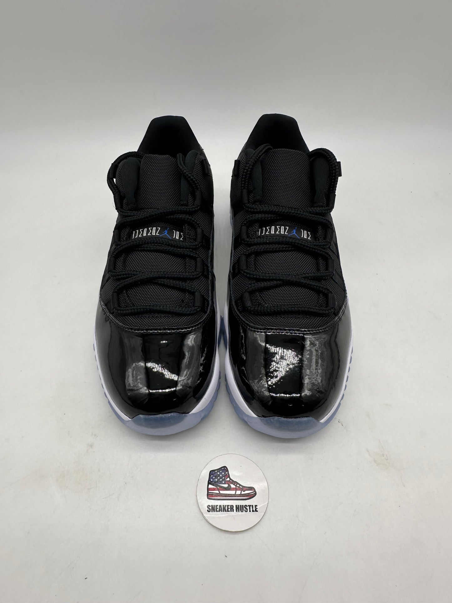Jordan 11 Retro Low Space Jam