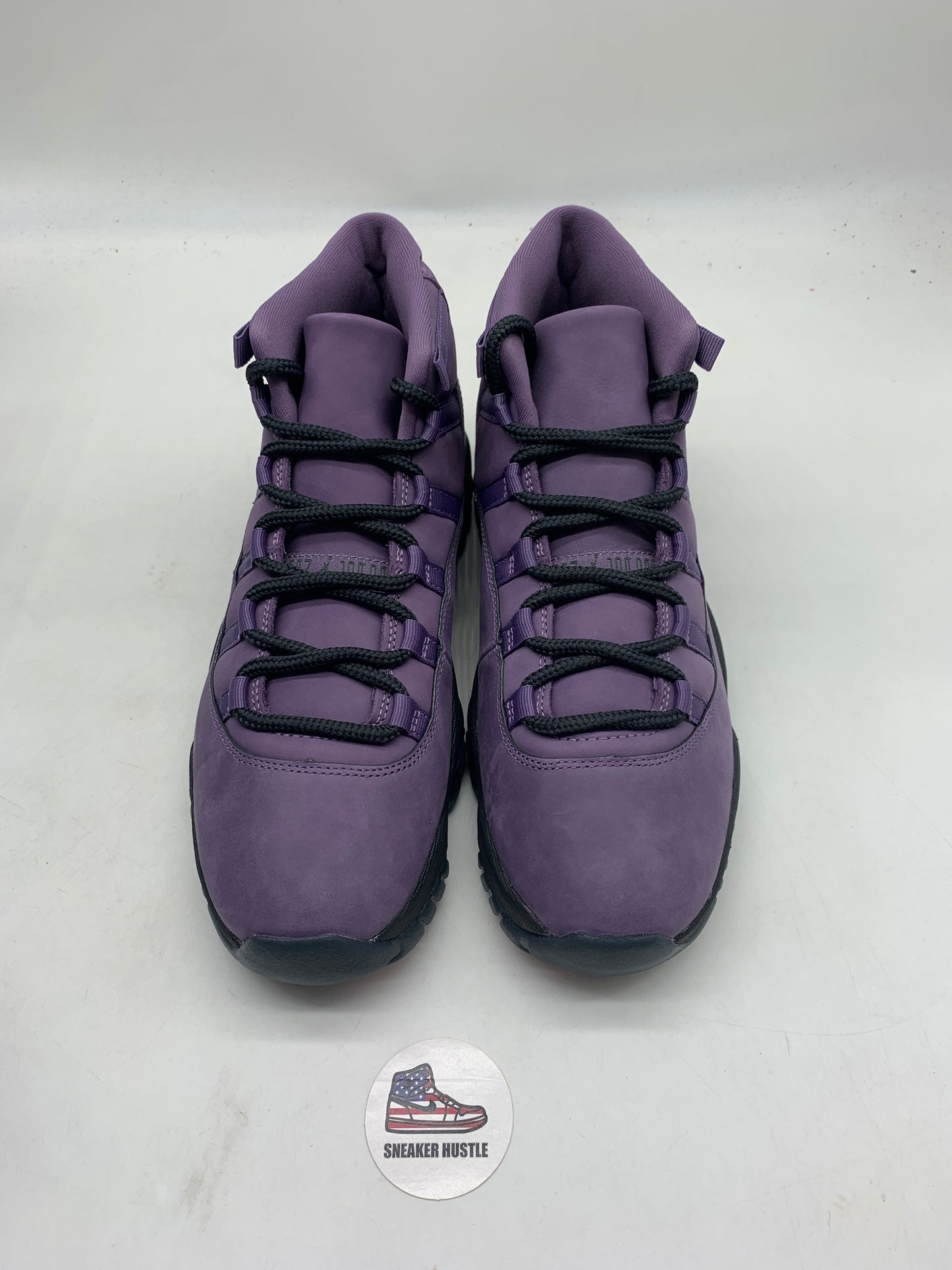 Jordan 11 Retro Mojave