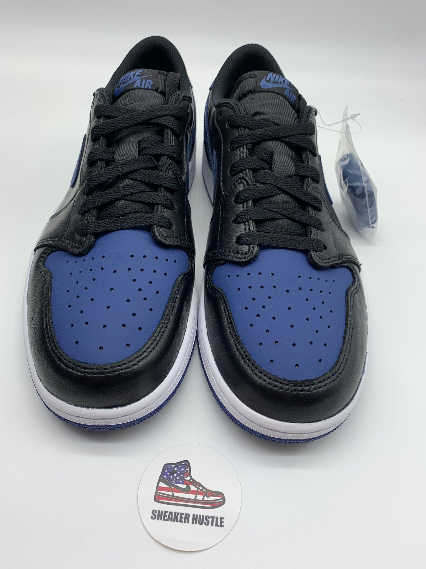 Jordan 1 Retro Low OG Mystic Navy