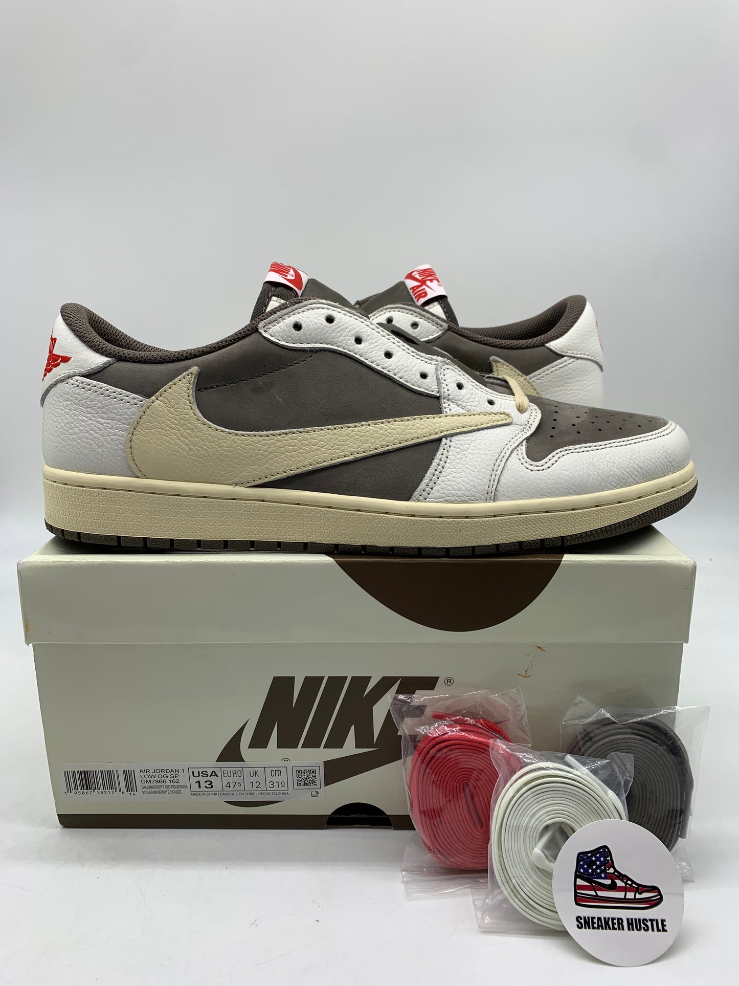 Jordan 1 Retro Low OG SP Travis Scott Reverse Mocha