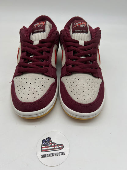Nike SB Dunk Low Skate Like a Girl