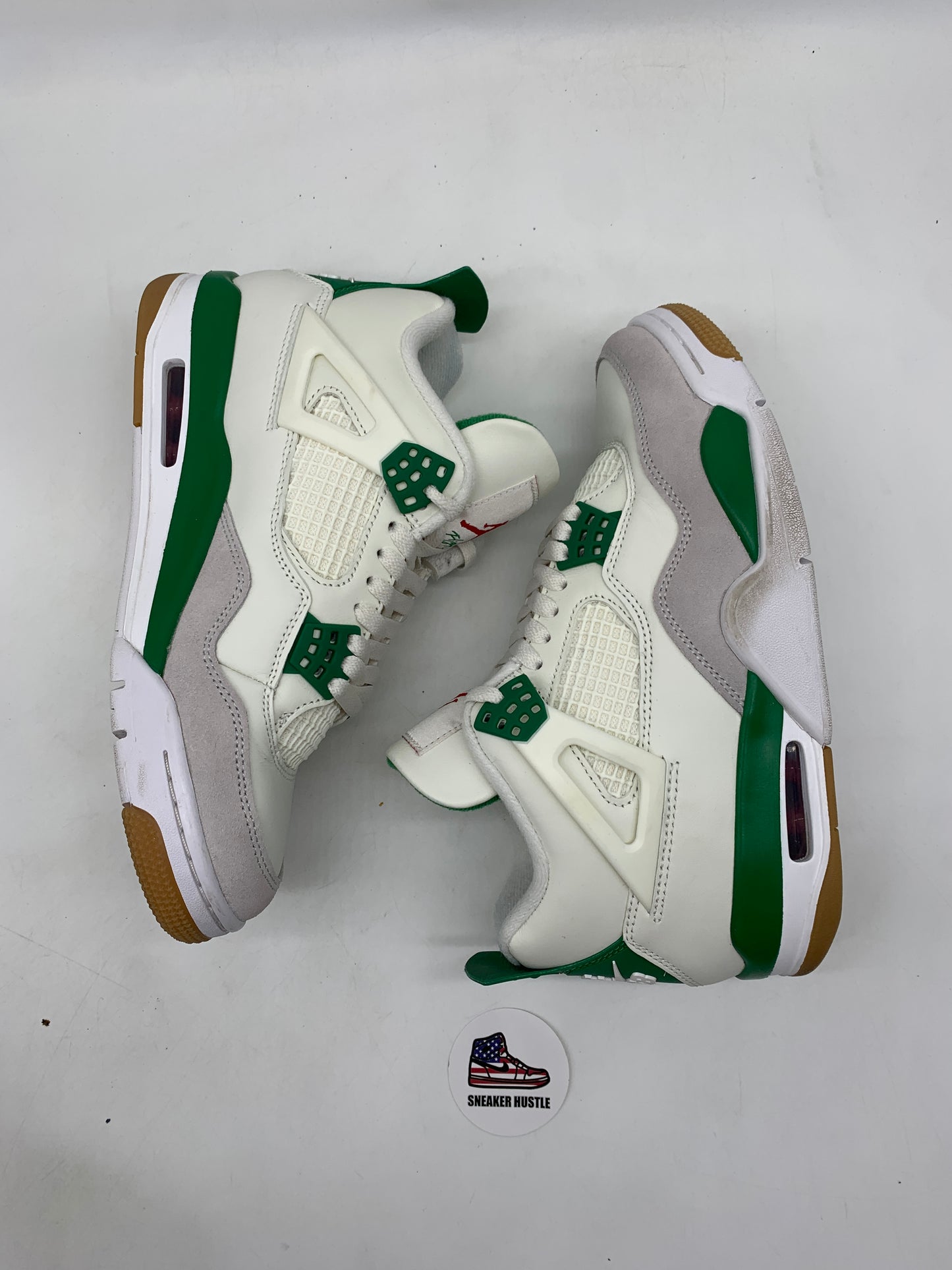 Jordan 4 Retro SB Pine Green