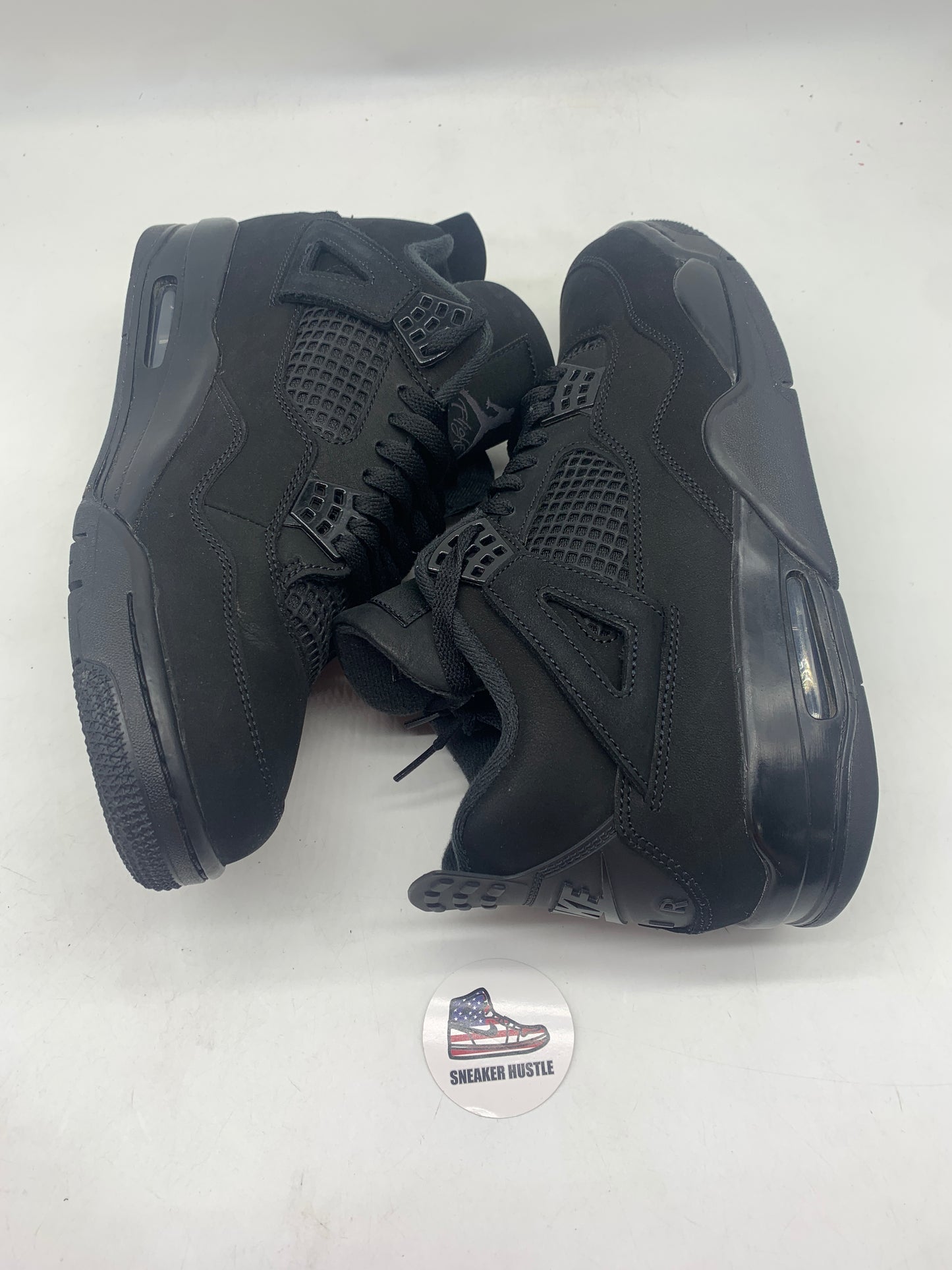 Jordan 4 Retro Black Cat (2025)