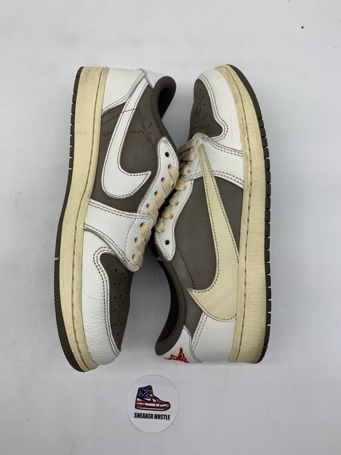 Jordan 1 Retro Low OG SP Travis Scott Reverse Mocha
