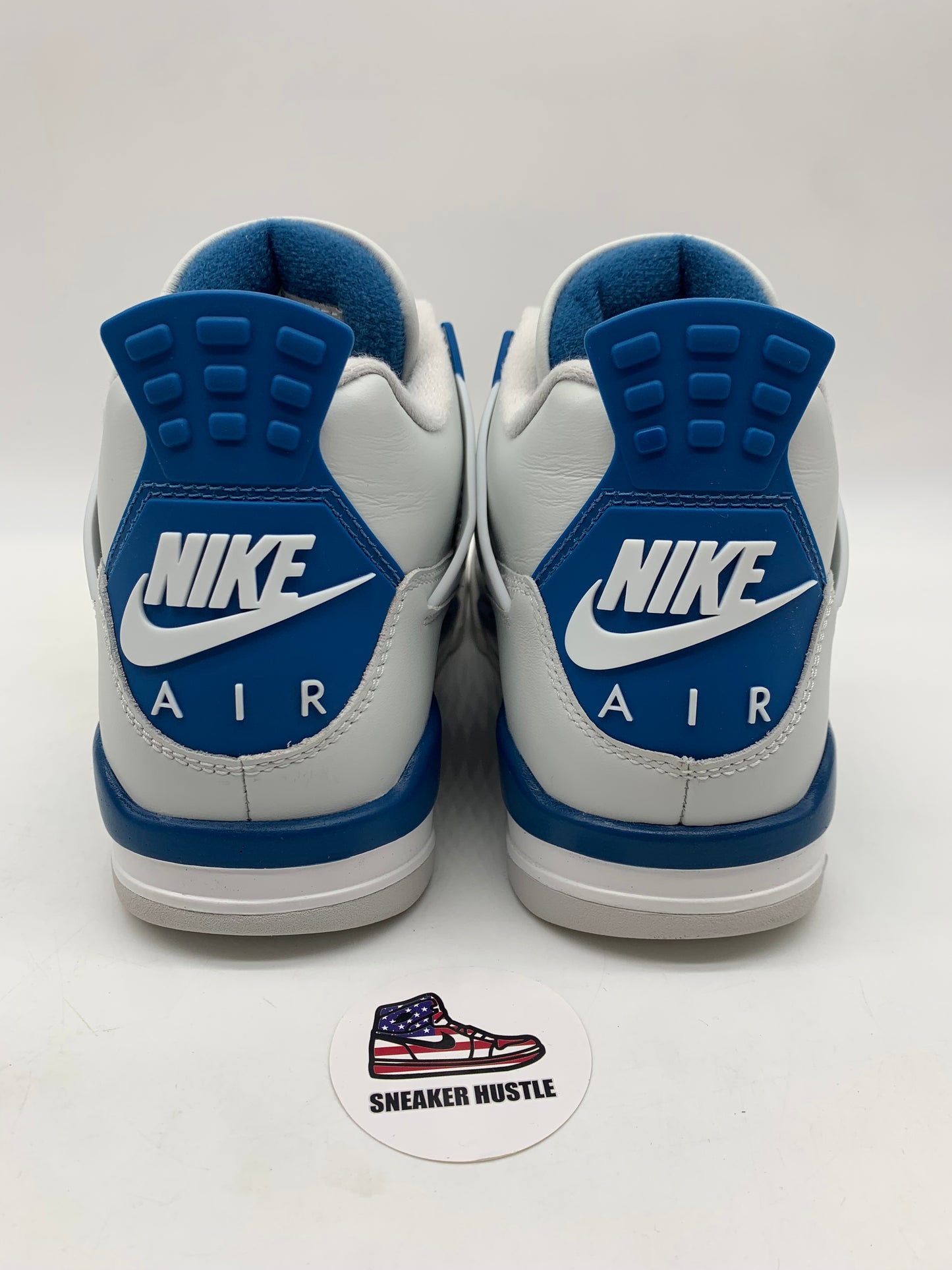 Jordan 4 Retro Military Blue (2024)
