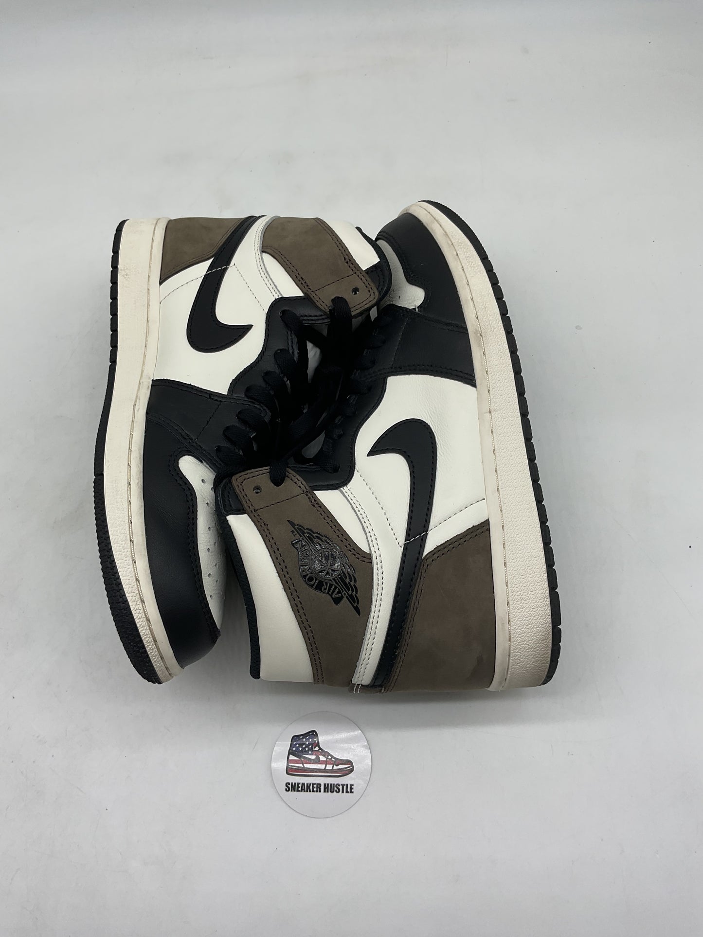 Jordan 1 Retro High Dark Mocha