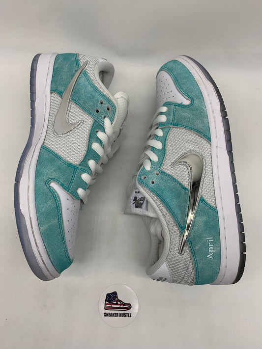 Nike SB Dunk Low April Skateboards