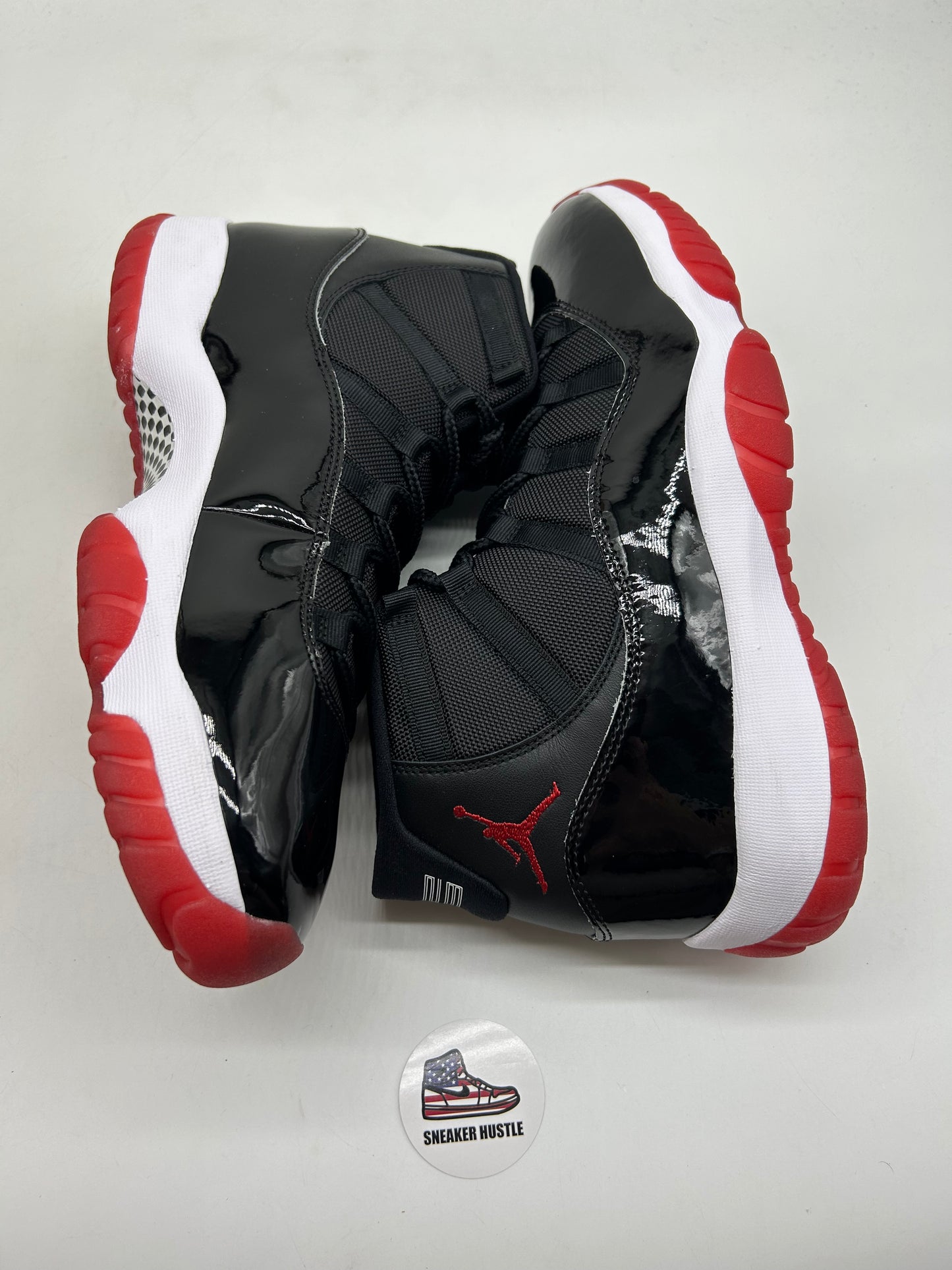 Jordan 11 Retro Playoffs Bred (2019)