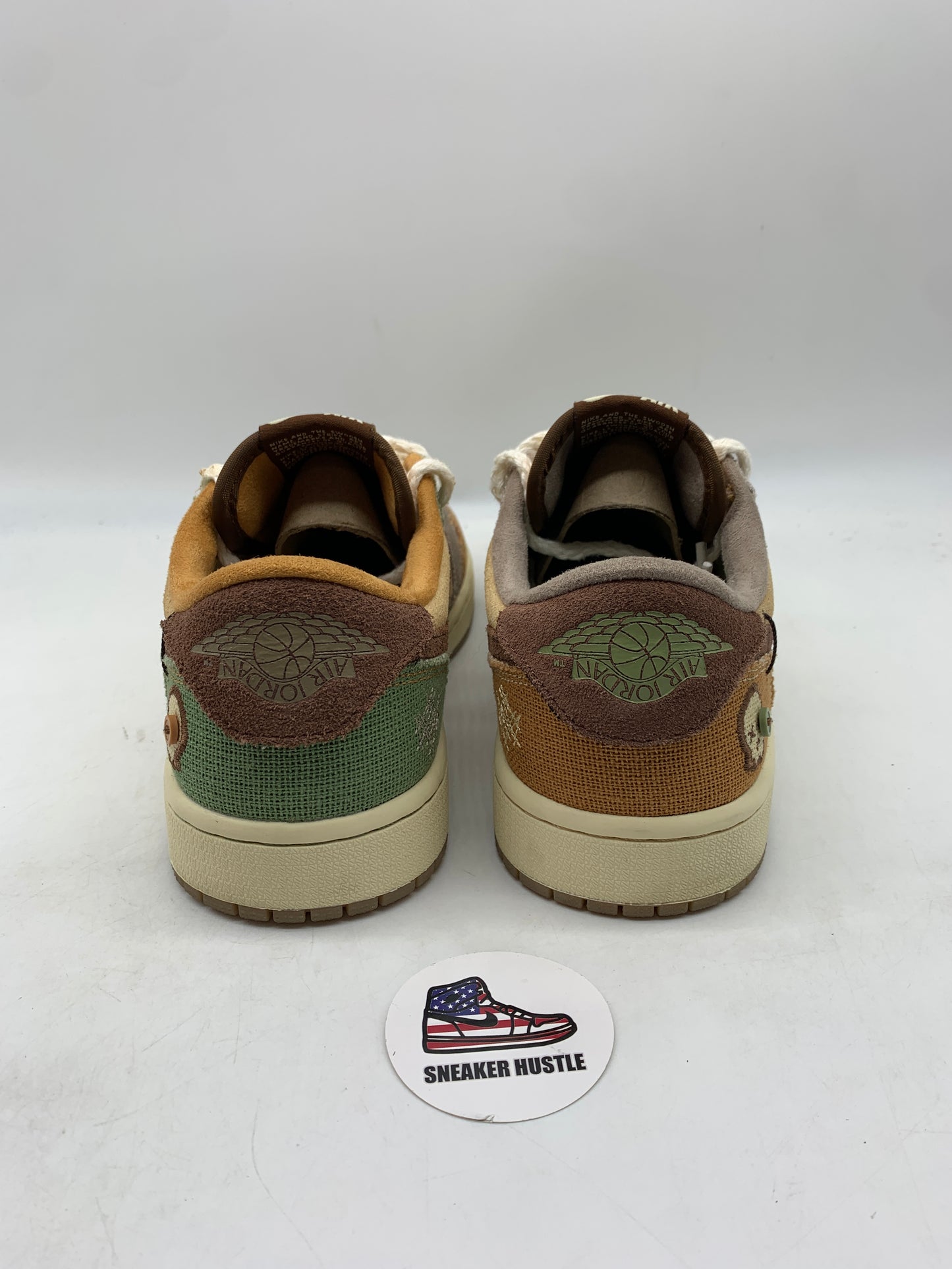 Jordan 1 Retro Low OG Zion Williamson Voodoo