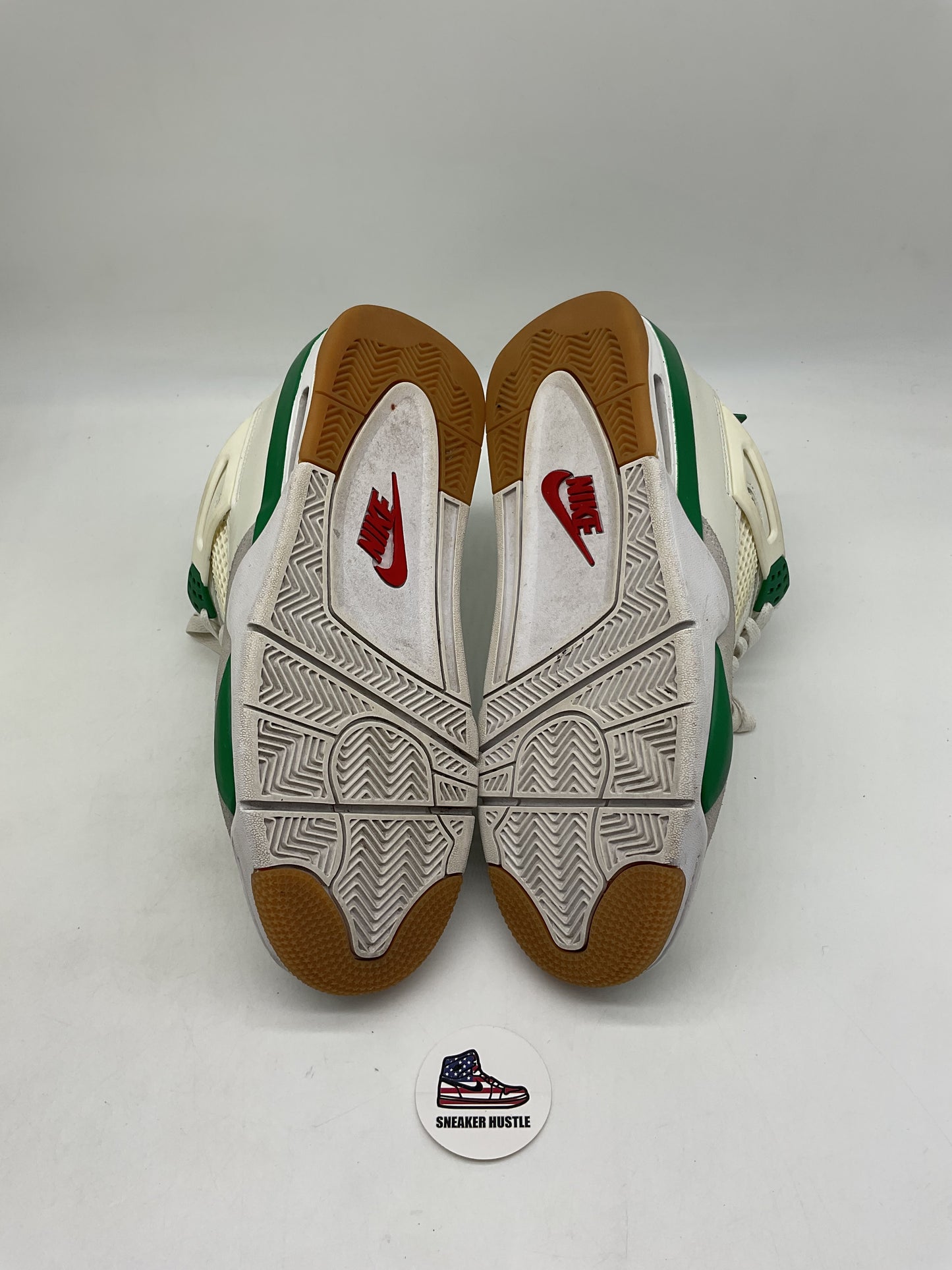 Jordan 4 Retro SB Pine Green