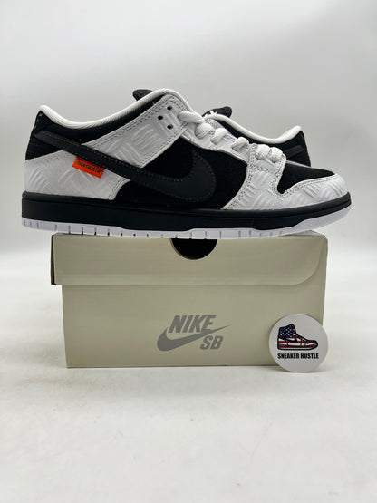 Nike SB Dunk Low TIGHTBOOTH