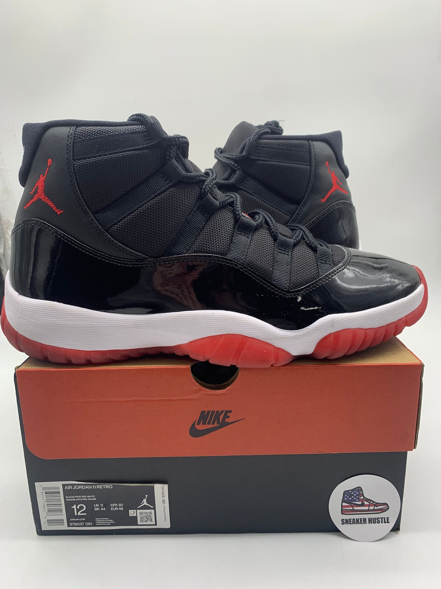 Jordan 11 Retro Playoffs Bred (2019)