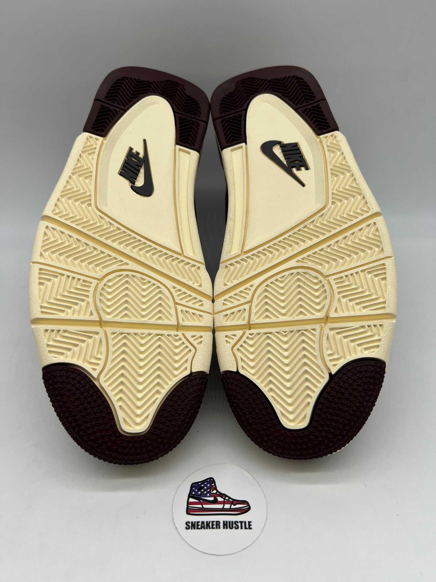 Jordan 4 Retro SP A Ma Maniére Violet Ore