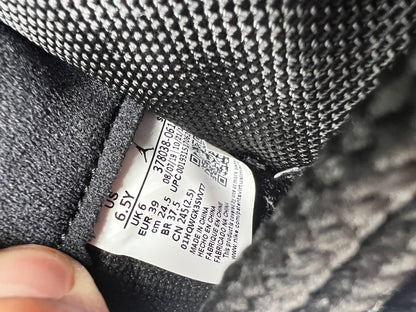 Jordan 11 Retro Playoffs Bred (2019) (GS)