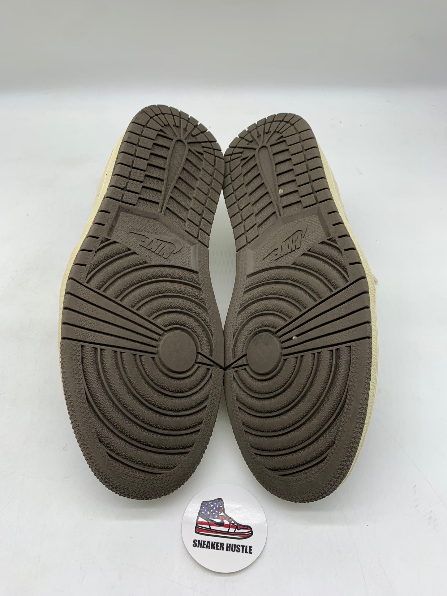 Jordan 1 Retro Low OG SP Travis Scott Reverse Mocha