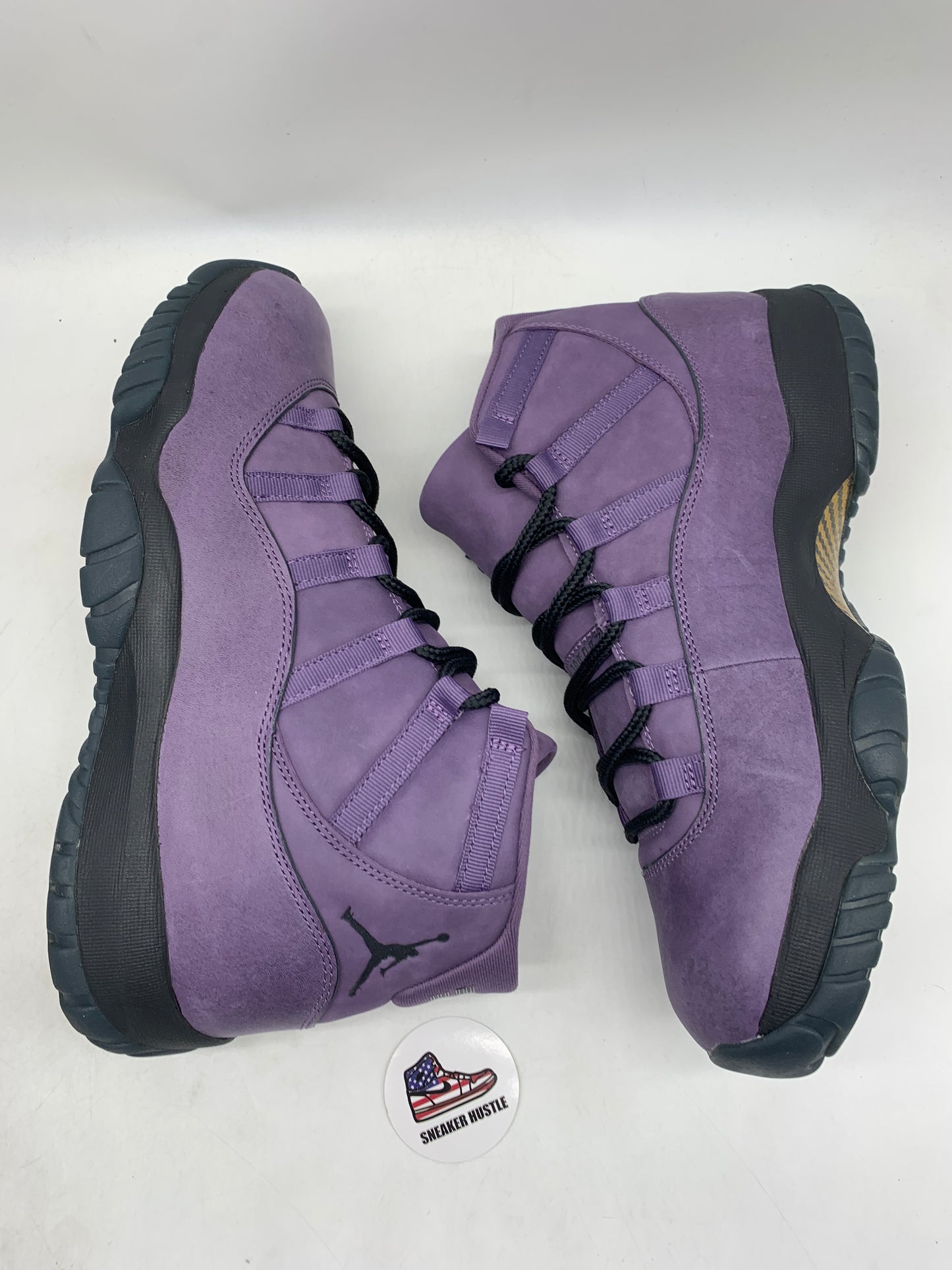 Jordan 11 Retro Mojave