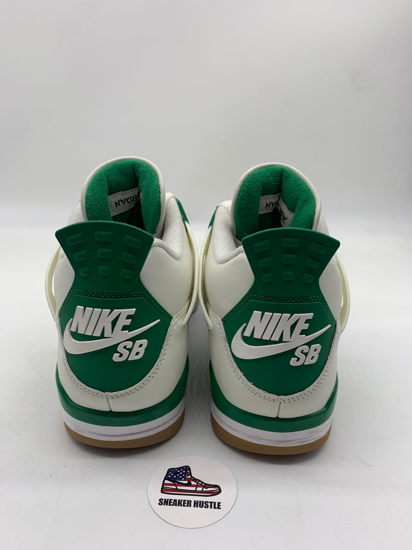 Jordan 4 Retro SB Pine Green