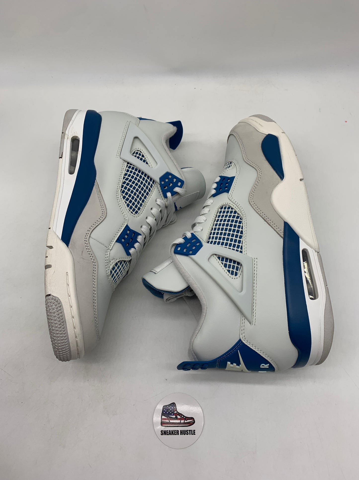Jordan 4 Retro Military Blue (2024)