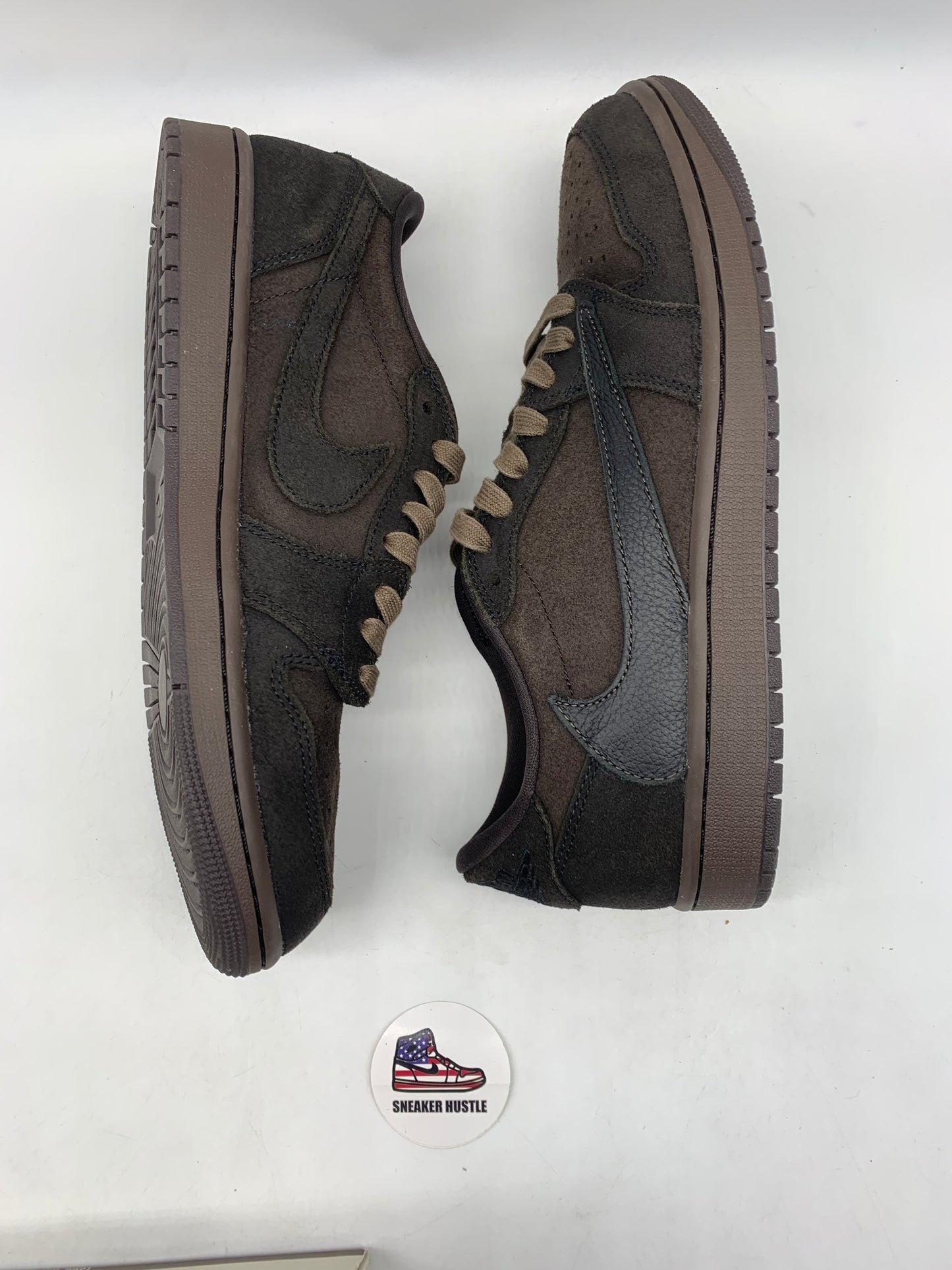 Jordan 1 Retro Low OG SP Travis Scott Velvet Brown