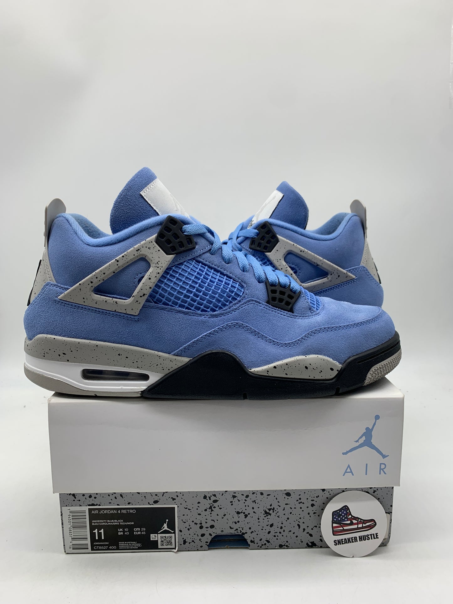 Jordan 4 Retro University Blue