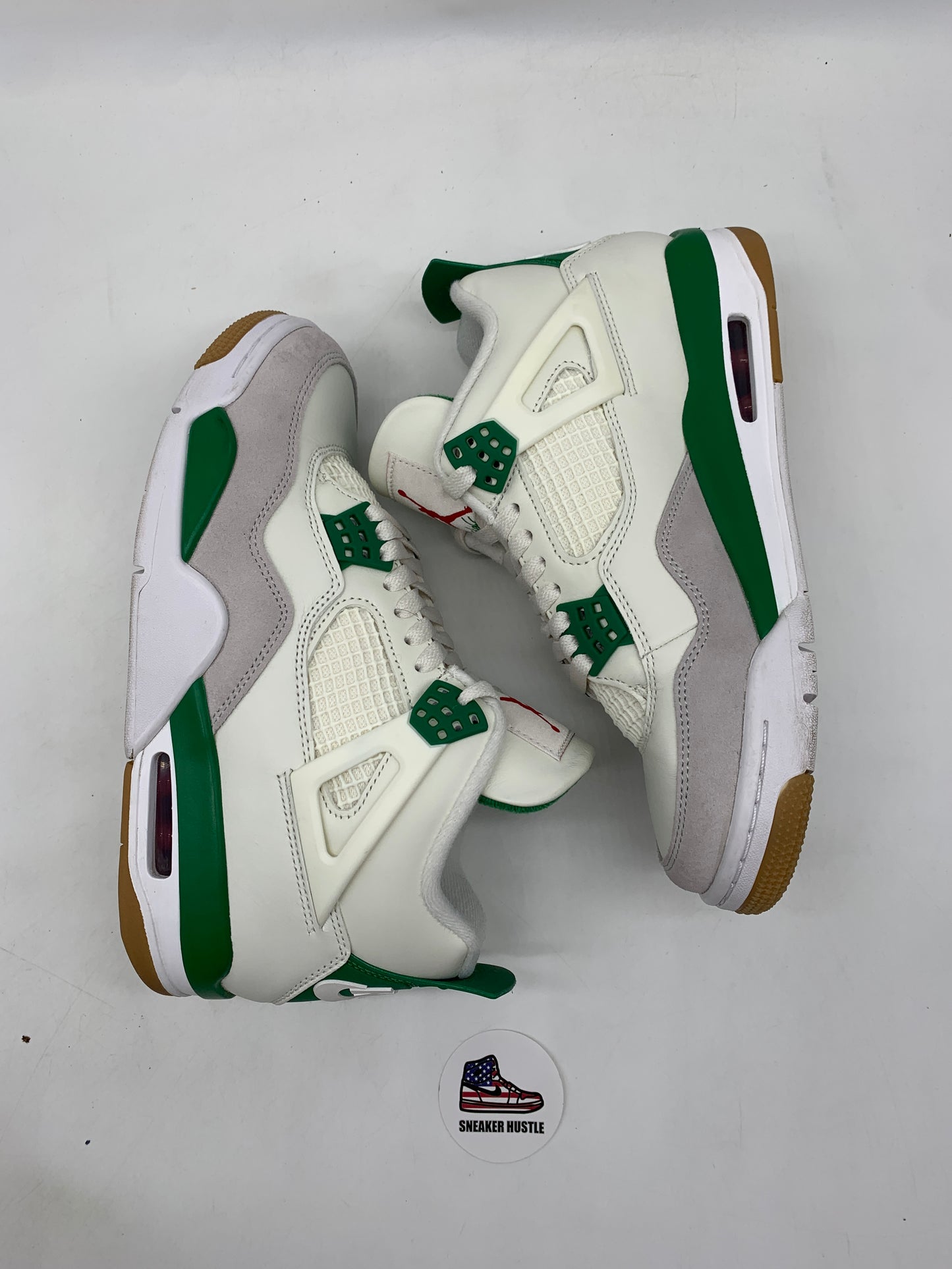 Jordan 4 Retro SB Pine Green