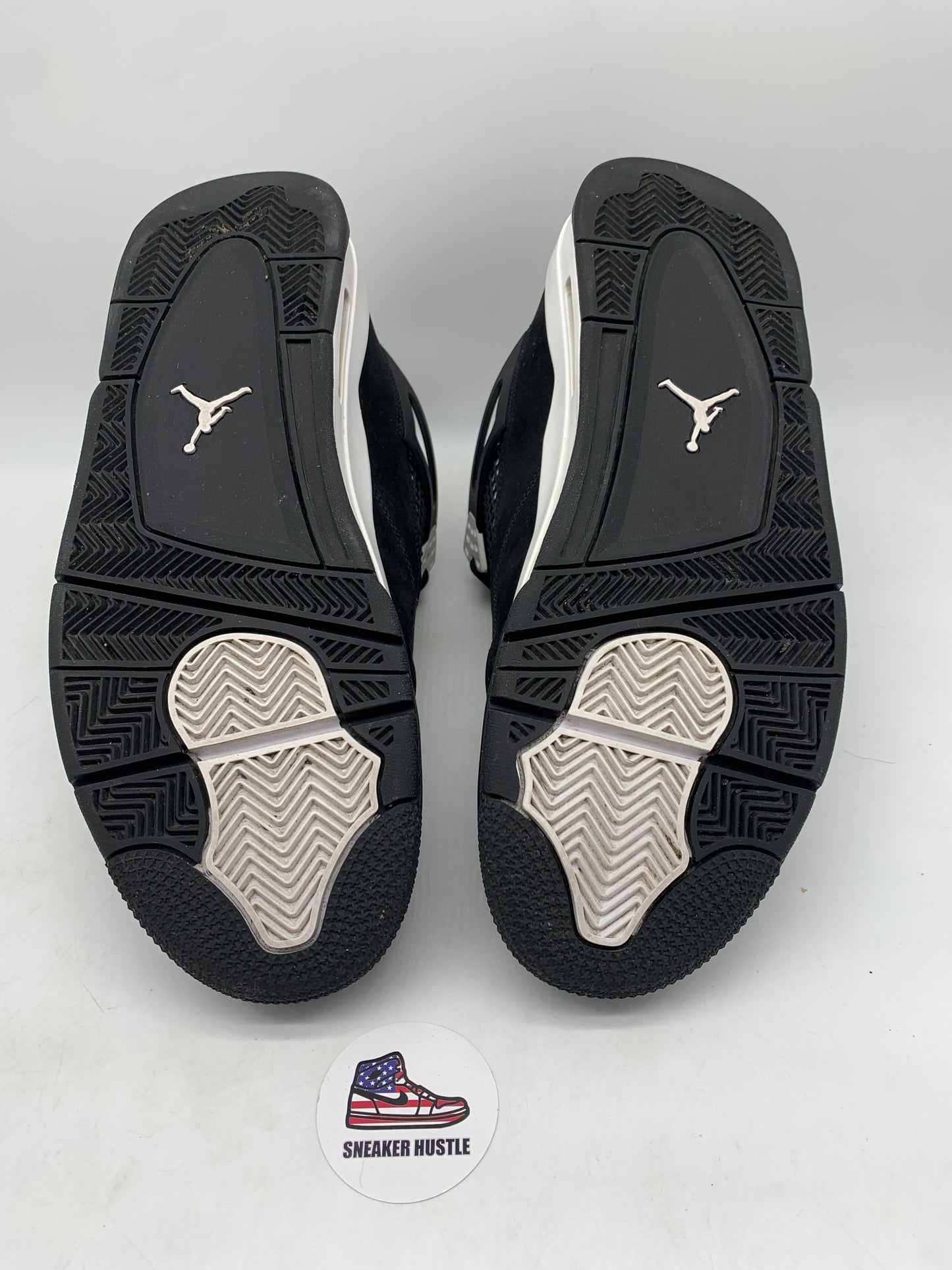 Jordan 4 Retro White Thunder