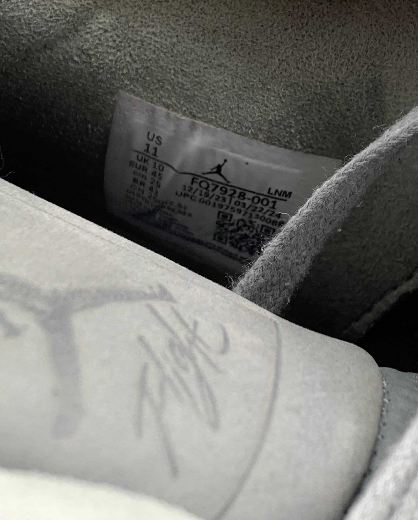 Jordan 4 Retro SE Paris Olympics Wet Cement