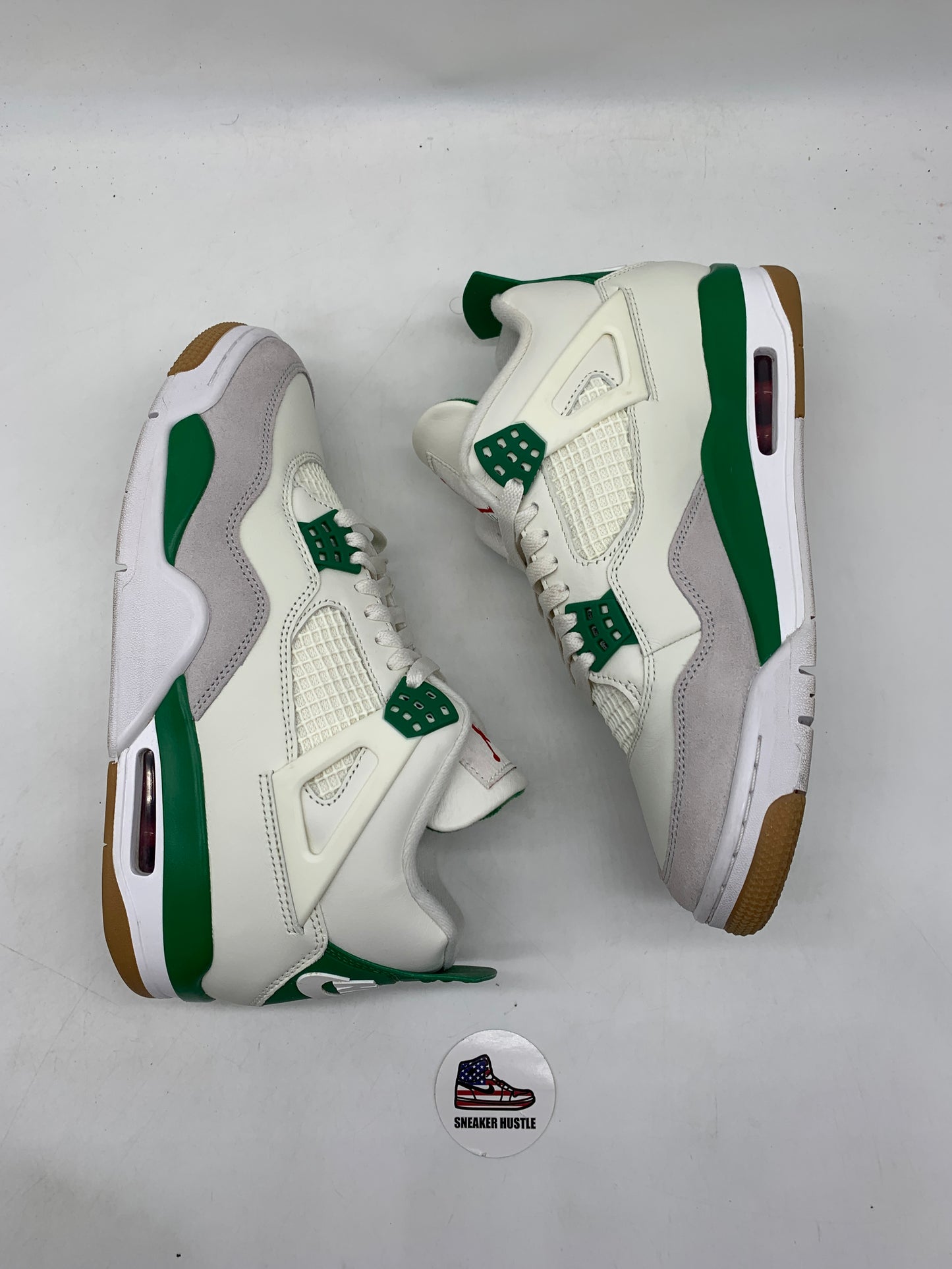 Jordan 4 Retro SB Pine Green