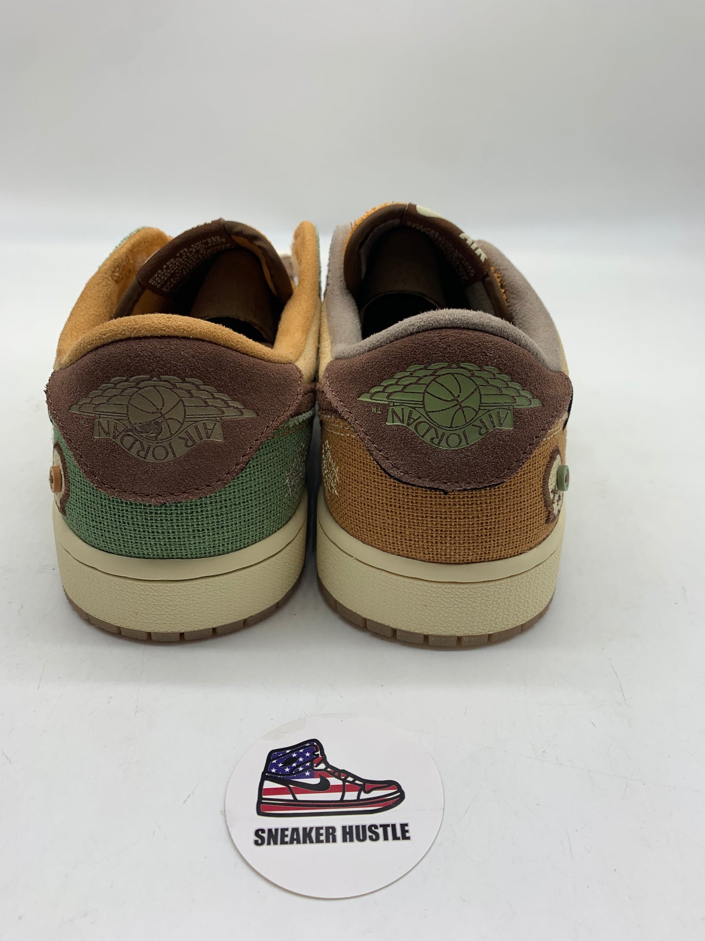 Jordan 1 Retro Low OG Zion Williamson Voodoo