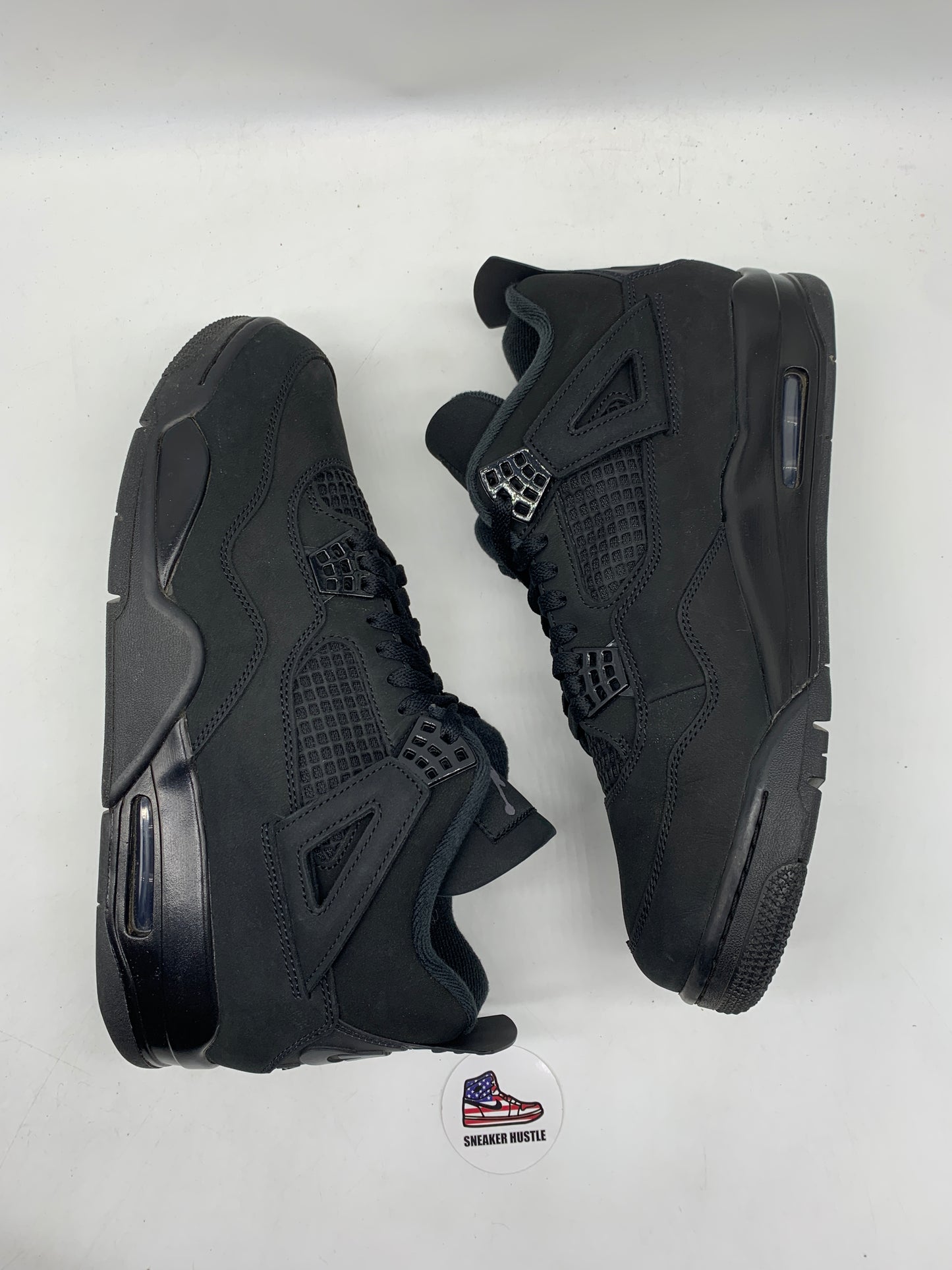 Jordan 4 Retro Black Cat (2025)