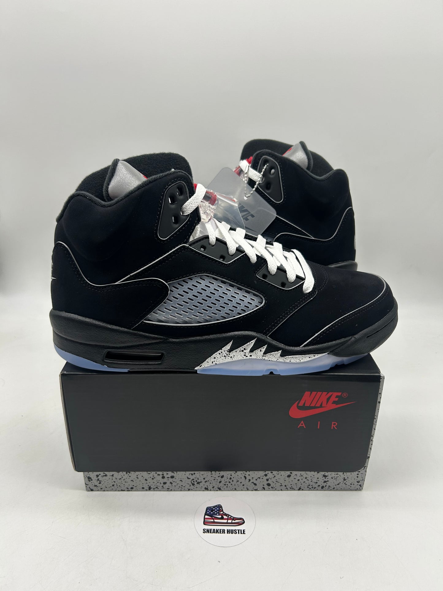Jordan 5 Retro OG Black Metallic Reimagined
