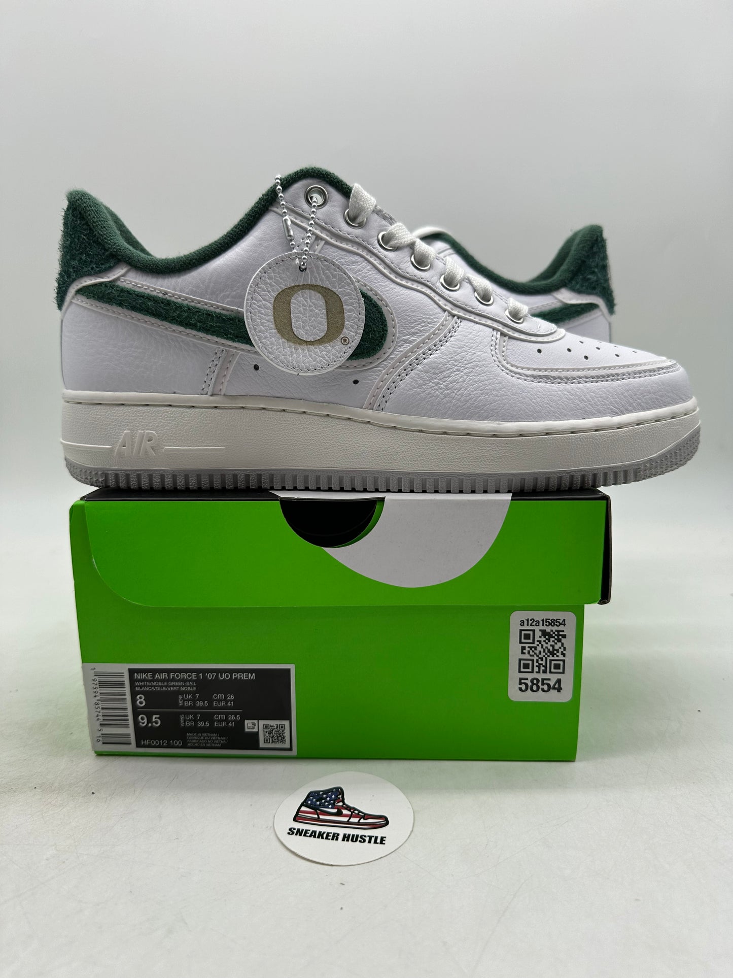 Nike Air Force 1 Low '07 Premium University of Oregon PE