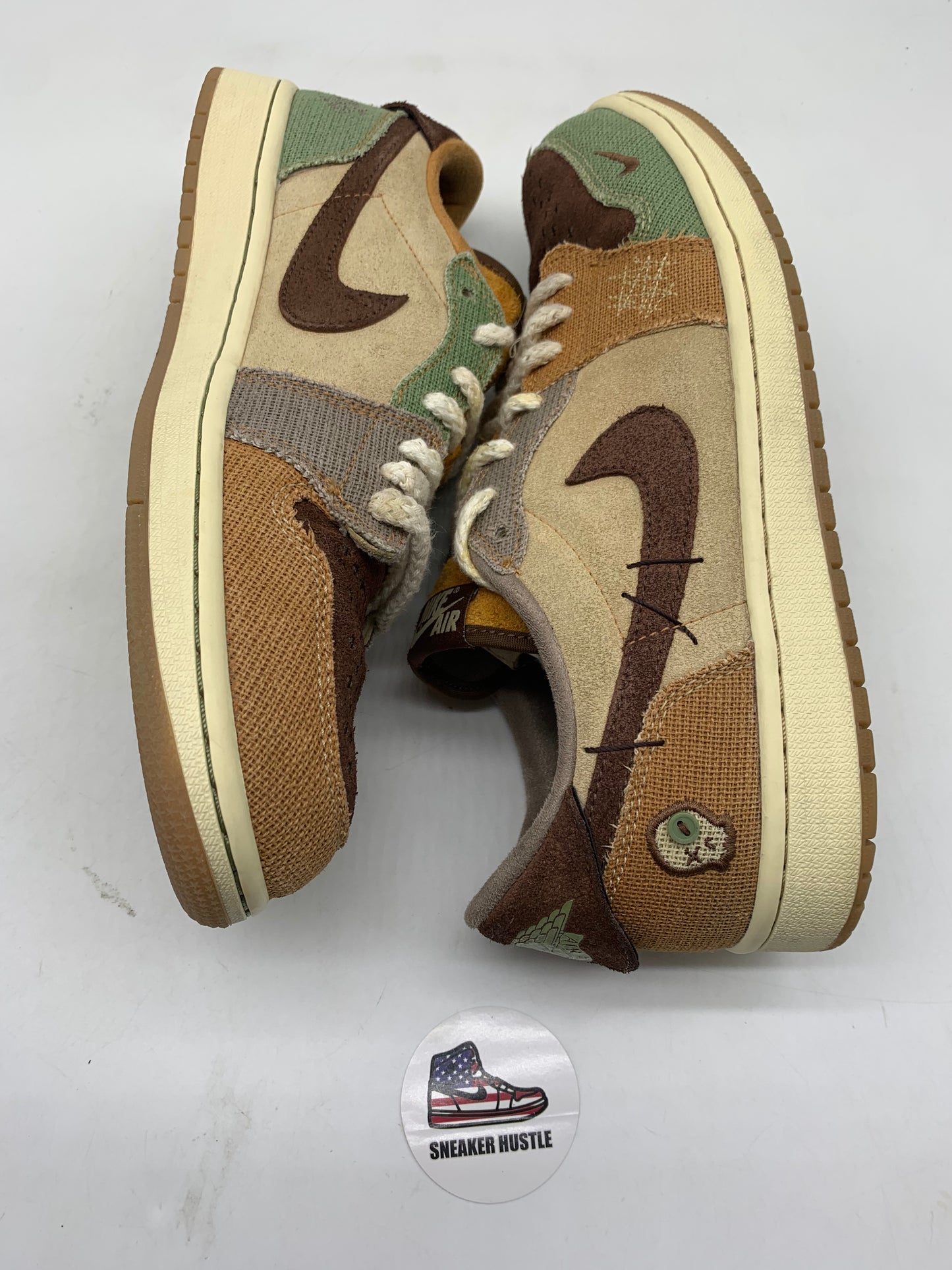 Jordan 1 Retro Low OG Zion Williamson Voodoo