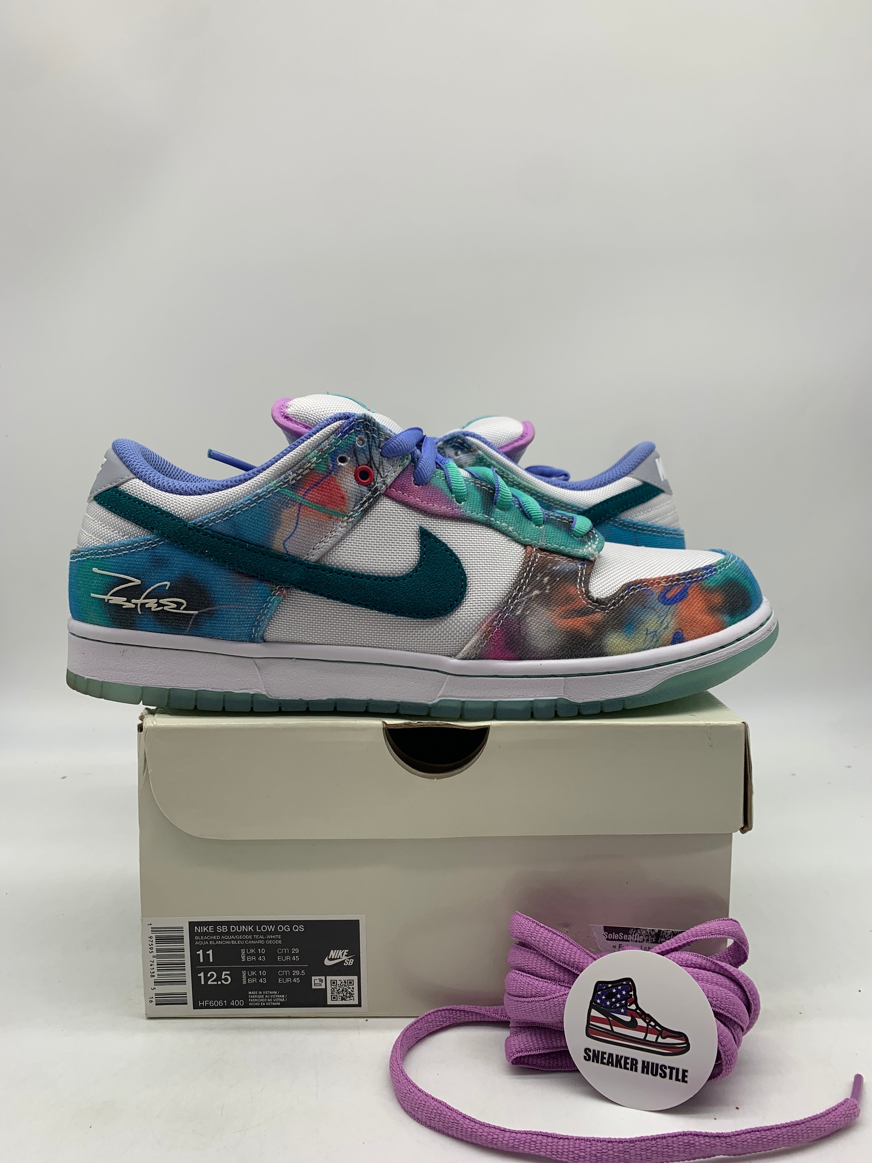 aqua dunks low