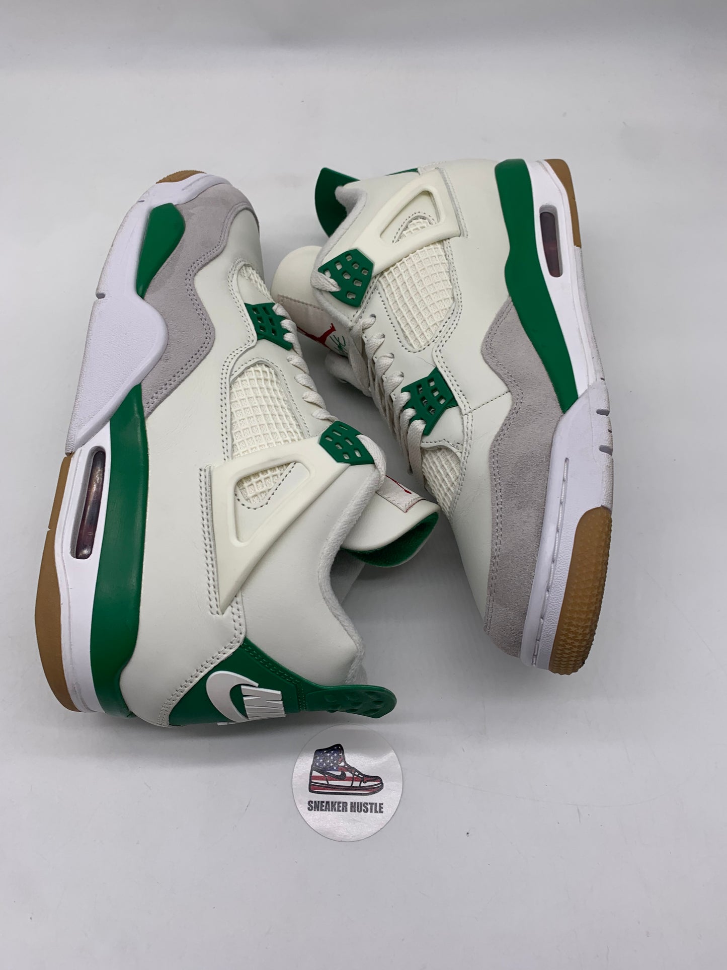 Jordan 4 Retro SB Pine Green