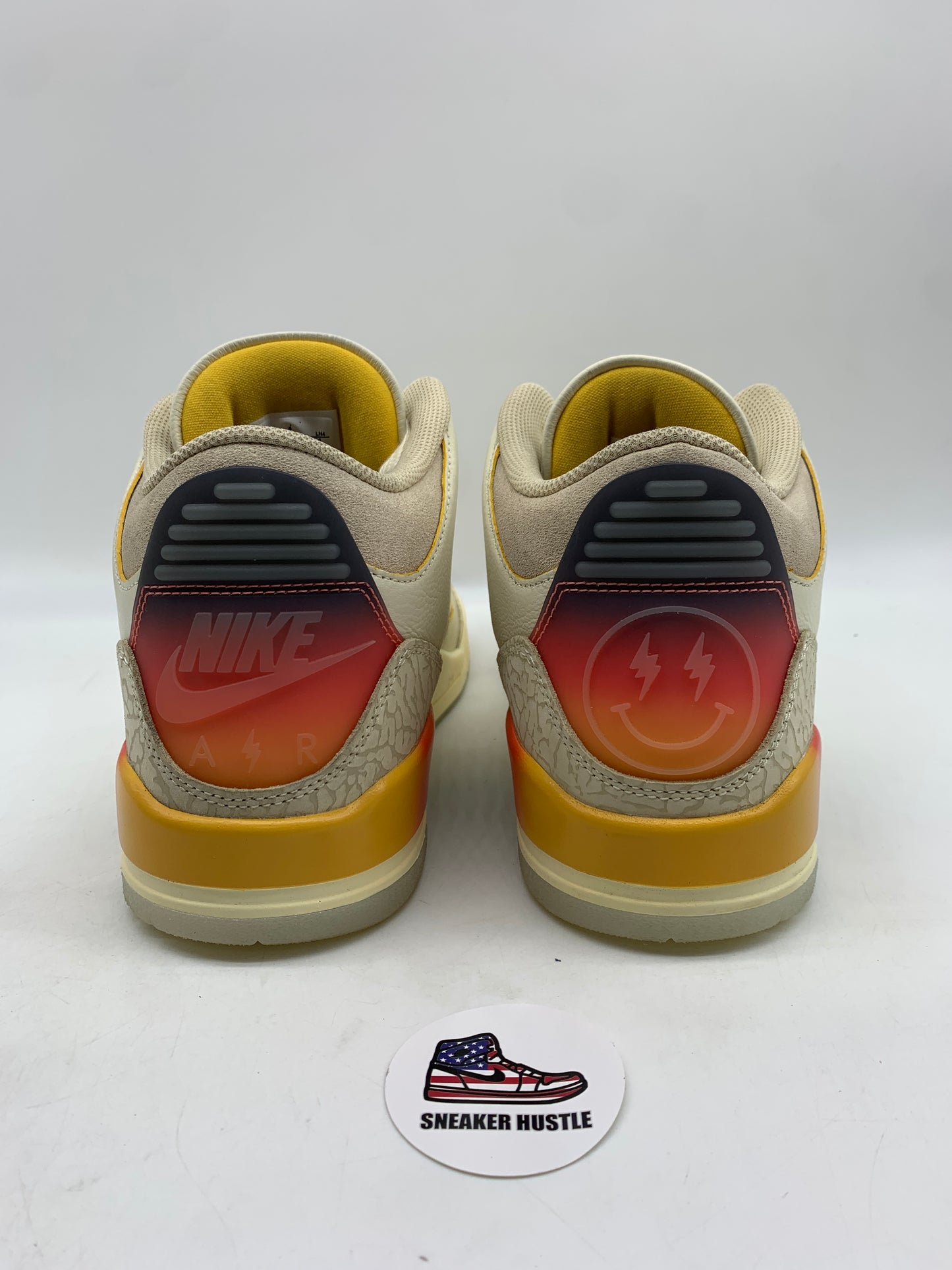 Jordan 3 Retro SP J Balvin Medellín Sunset