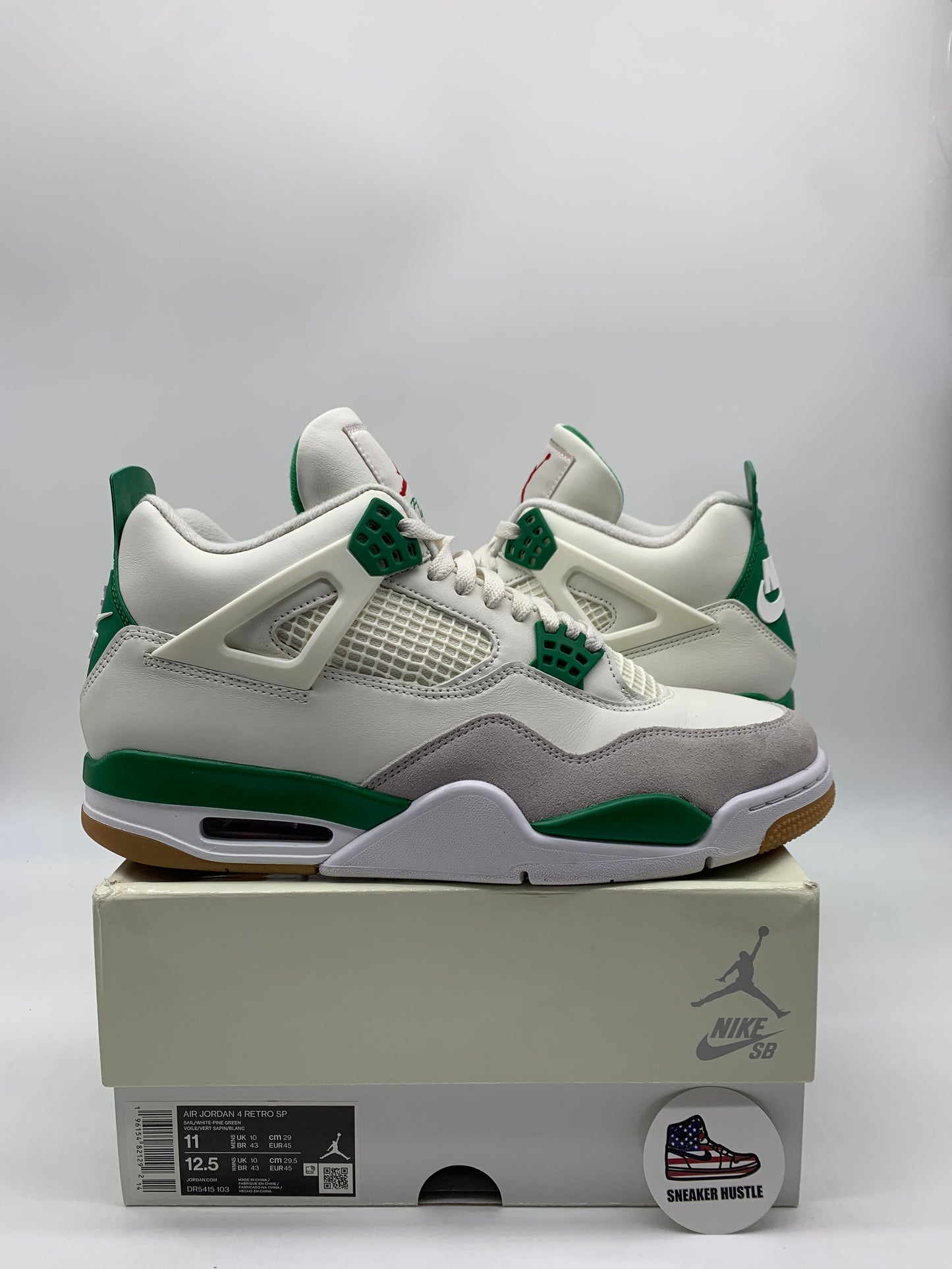 Jordan 4 Retro SB Pine Green