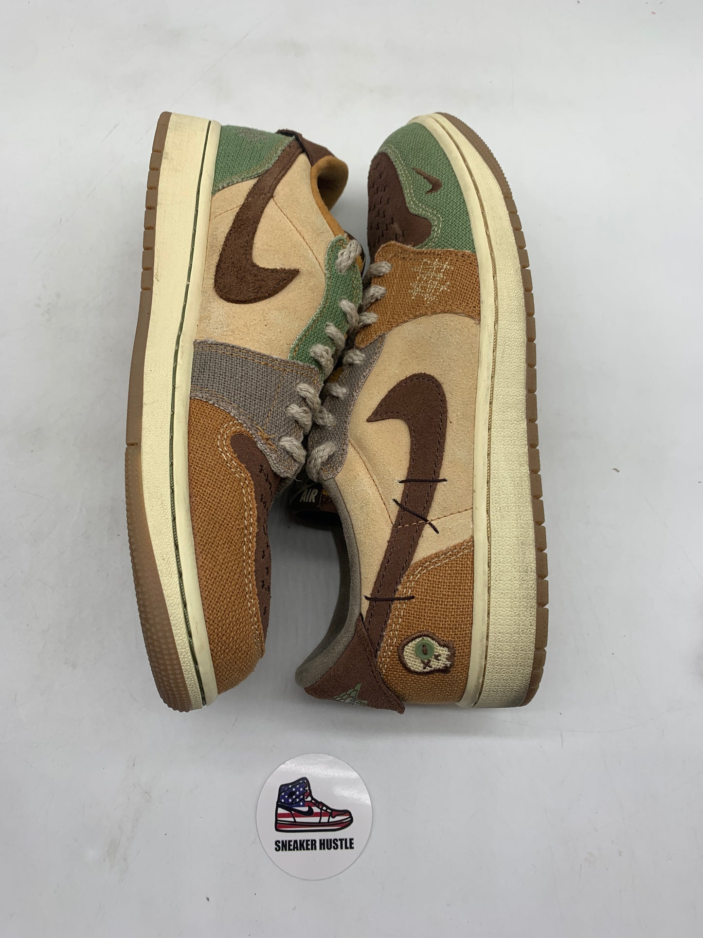 Jordan 1 Retro Low OG Zion Williamson Voodoo