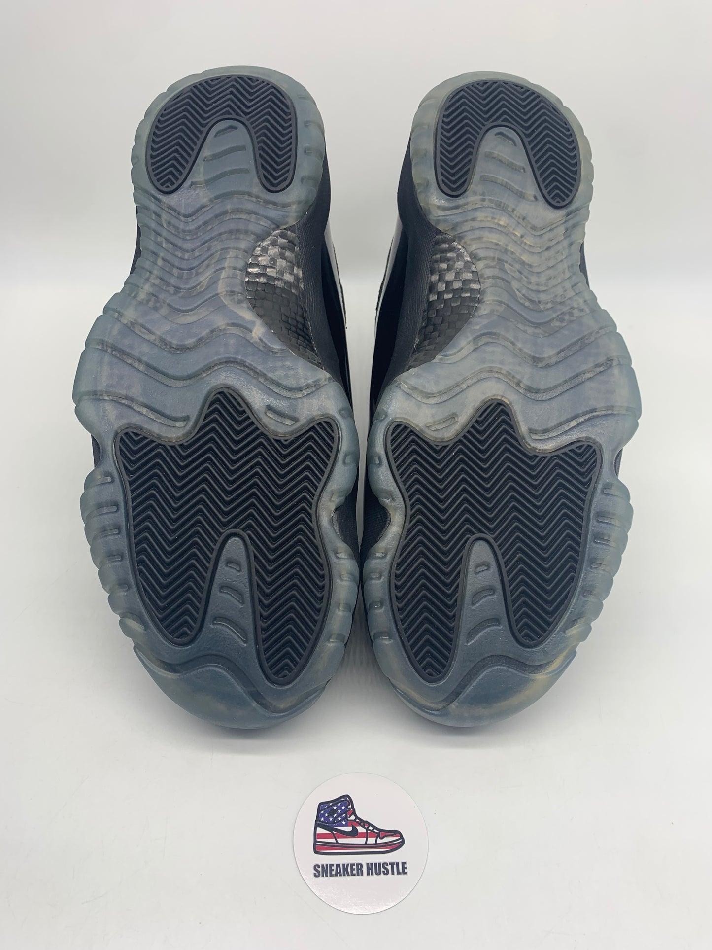 Jordan 11 Retro Cap and Gown