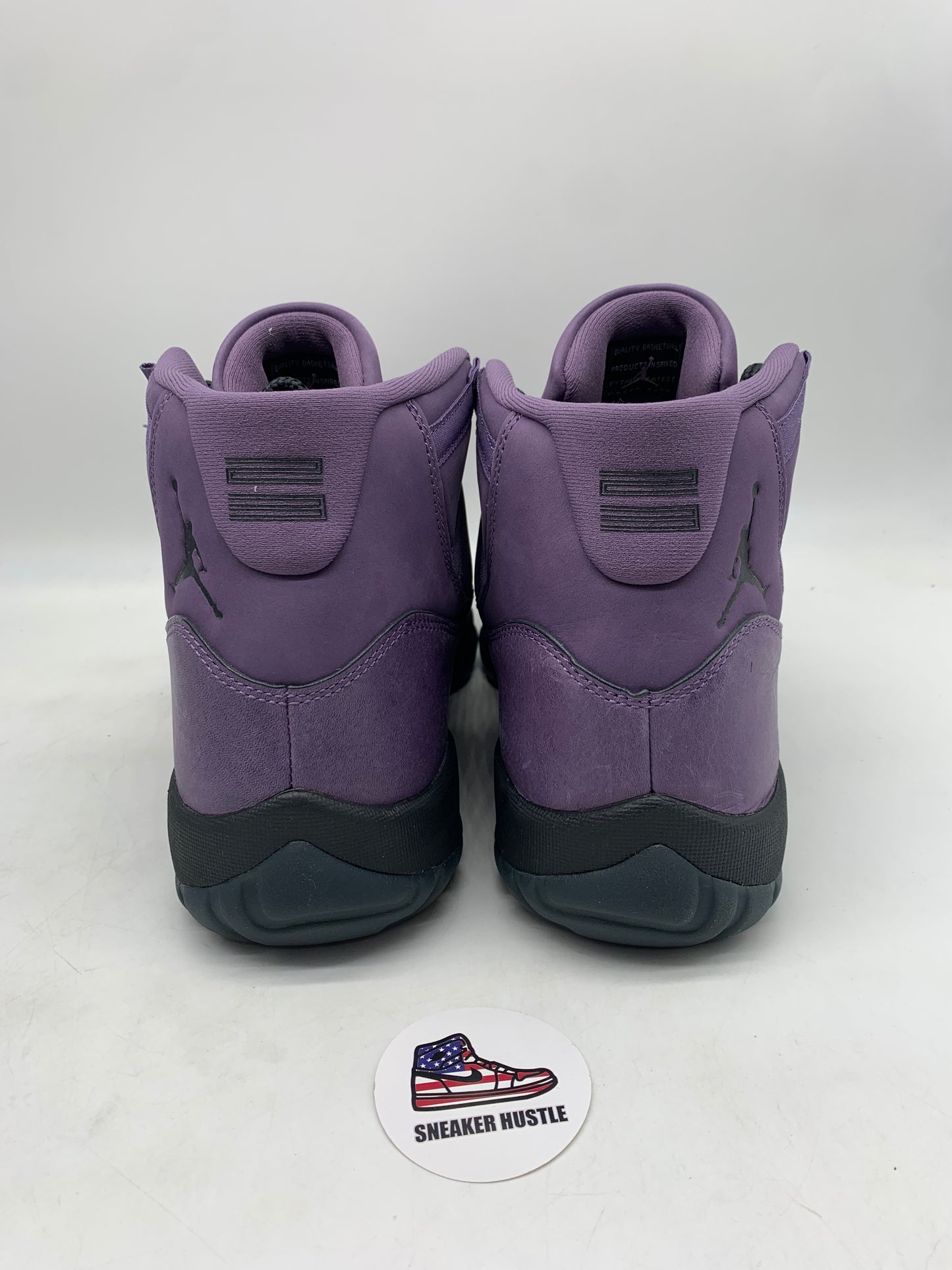 Jordan 11 Retro Mojave